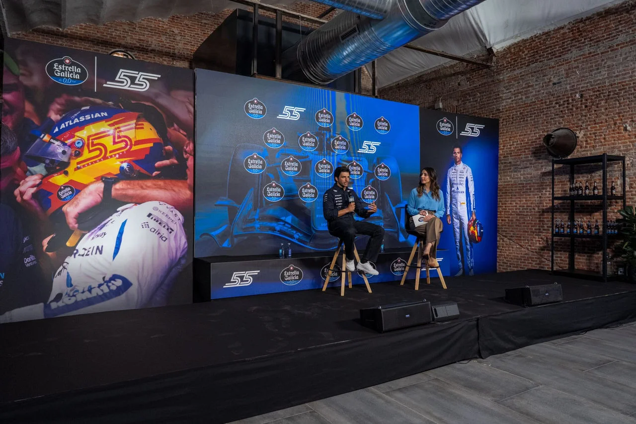 Rueda de prensa con Carlos Sainz
