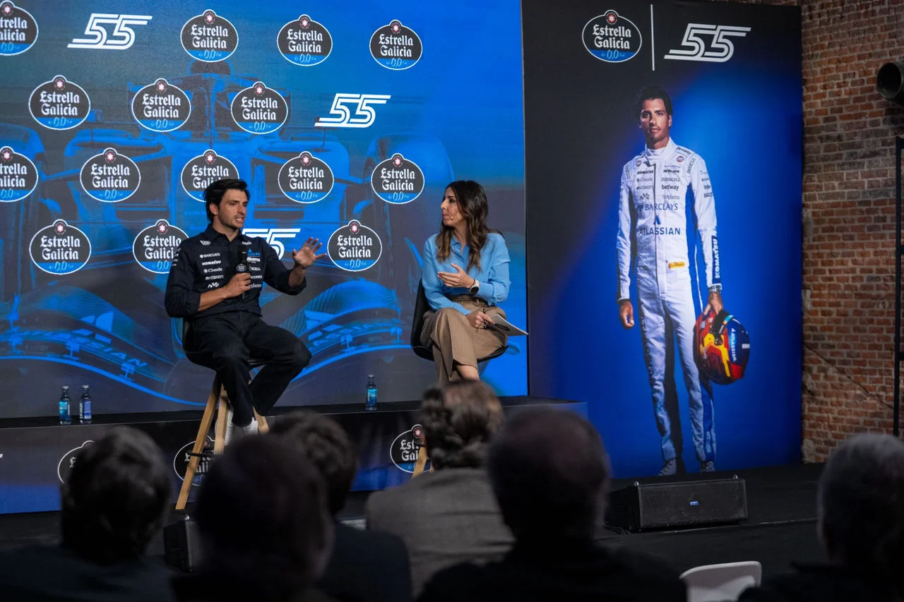 Rueda de prensa con Carlos Sainz