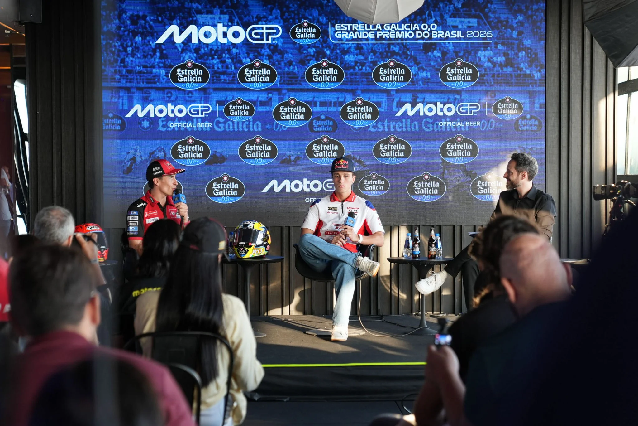 Rueda de prensa Estrella Galicia 0,0 con Marc Márquez y Diogo Moreira