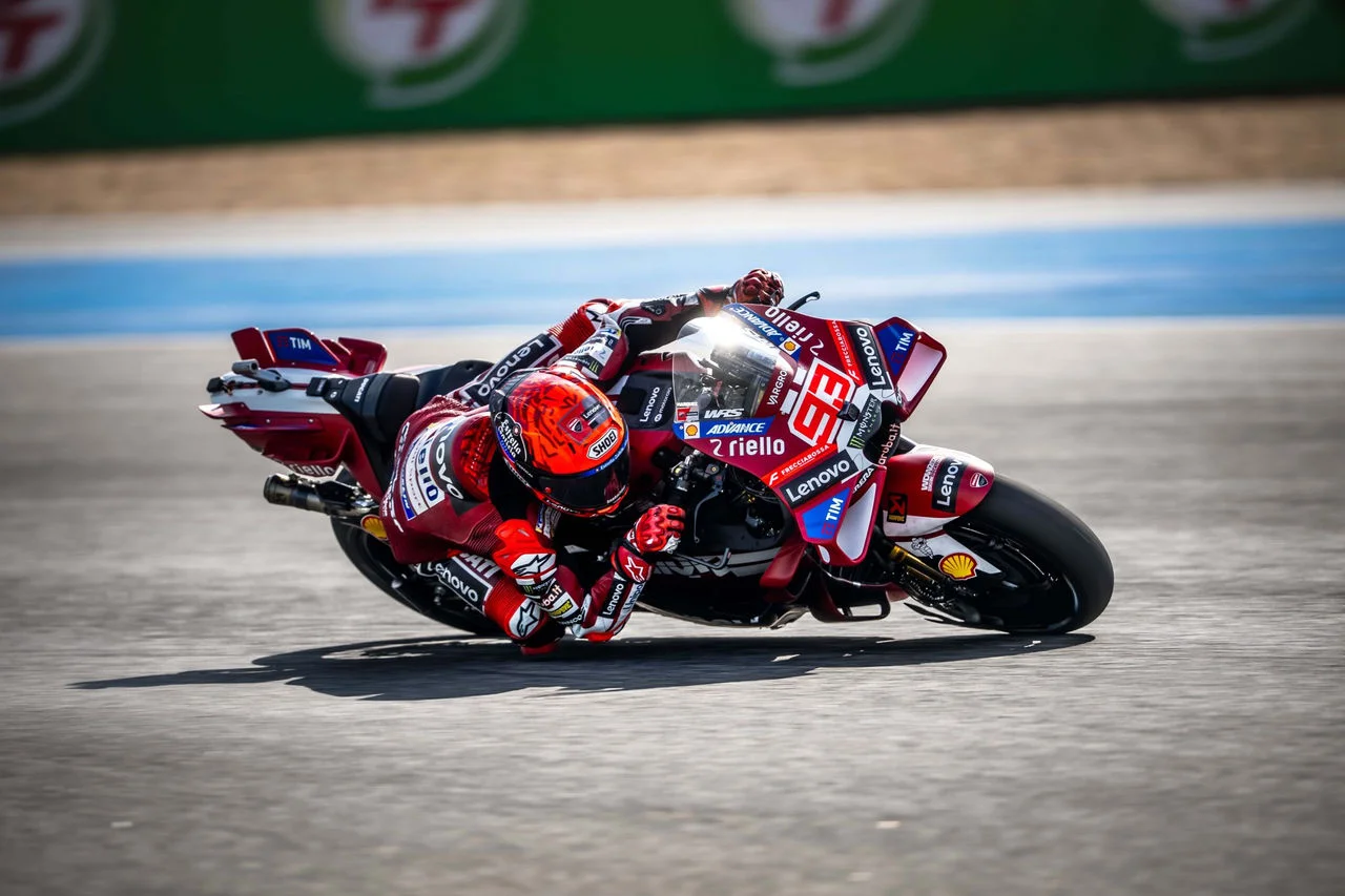 Moto en carrera ThaiGP